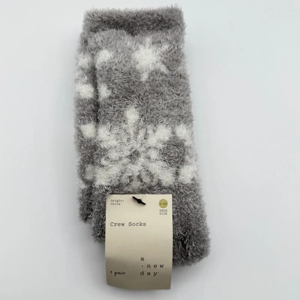 A New Day Women's Plush Faux Fur Socks Gray White Cozy Winter Cold